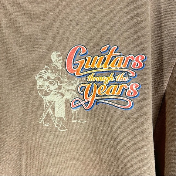 Gildan Heavy Weight Vintage ‘98 “Guitars through the Years” Tee Shirt; Men’s XL - Picture 5 of 14